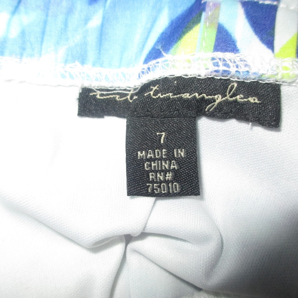 Floral Spring Dress - Picture 6 of 7